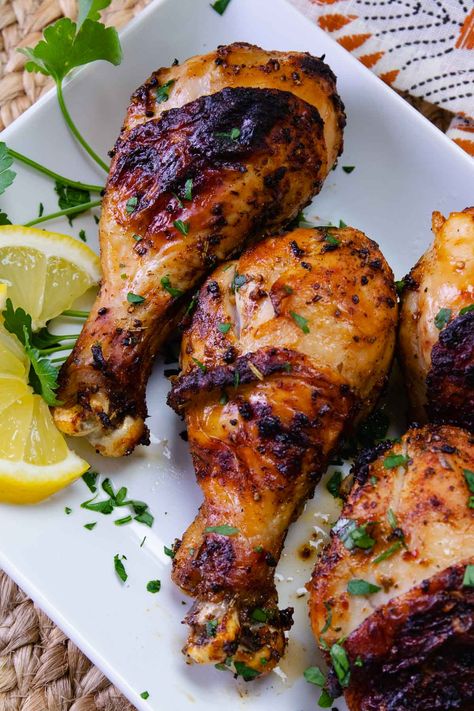 Air Fryer Chicken Legs (Drumsticks) are so delcious flavored with lemon pepper, paprika, garlic powder. Roasted to perfection in just 20 minutes, this is a great, inexpensive weeknight main dish and perfect for feeding a crowd. Roast Chicken Legs Recipe, Recipe For Air Fryer Chicken, Roasted Drumsticks, Recipe For Air Fryer, Roasted Chicken Legs, A Southern Soul, Chicken Leg Recipes, Paprika Chicken, Oven Roasted Chicken