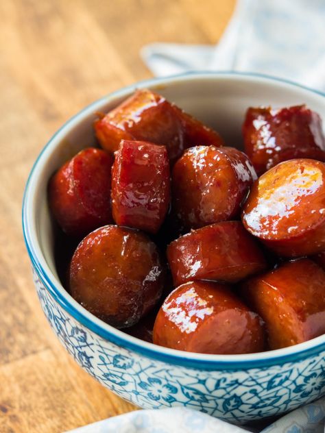 Brown Sugar Kielbasa, Kielbasa Bites, Turkey Kielbasa, Slow Cooker Kielbasa, Sweet Appetizer, Kielbasa Recipes, Kielbasa Sausage, Crockpot Dinners, Crockpot Dishes