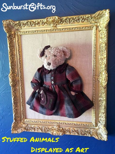 Framed Stuffed Animal, Stuffed Animal Art, Stuffed Animal Displays, Kids Bedroom Diy, Keepsake Teddy Bear, Bedroom Clutter, Kids Bedroom Boys, Christmas Bears, Monkey Stuffed Animal