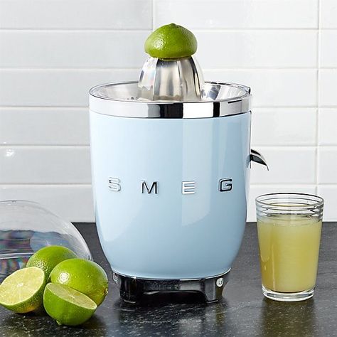 Smeg juicer Retro Refrigerator, Smeg Appliances, Electric Juicer, Eco Friendly Kitchen, Citrus Juicer, Bleu Pastel, Kitchen Appliance, Citrus Fruit, Small Appliances