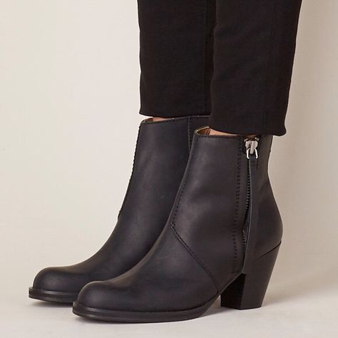 Acne Shoes, Stacked Heel Boots, Heel Tap, Raw Leather, Heel Boots, Mid Heel, Black Ankle Boots, Stacked Heel, Wedge Boot