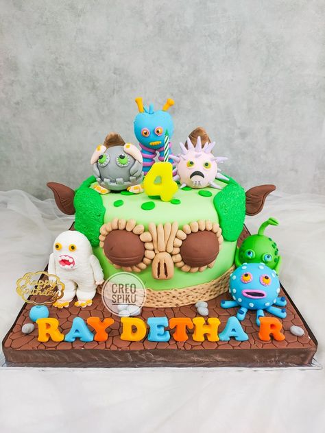 Singing Monsters Cake, My Singing Monsters Cake, Monsters Cake, My Singing, Monster Birthday Cakes, Chocolate Pinata, My Singing Monsters, Pinata Cake, Money Cake