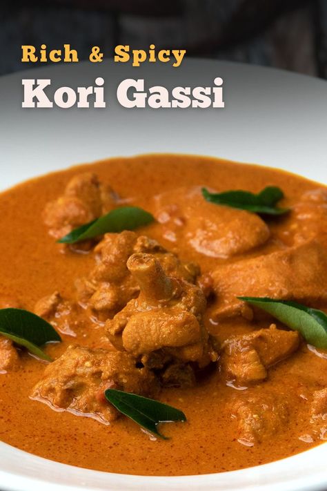 Kori Gassi is an authentic and delicious #ChickenCurry from the lands of Mangalore. This #KoriGassi is made using chicken, coconut, kashmiri chilli, and coconut milk. You can now make this #MangaloreanChickenCurry with Cookd’s simple recipe and serve it hot. Do try this recipe and share your feedback with us. Karnataka Cuisine, Mangalorean Recipes, South Indian Chicken Recipes, Parsi Recipes, Chicken Soup Recipes Homemade, Kashmiri Chilli, Chicken Starter Recipes, Chicken Vindaloo, Asian Meatballs