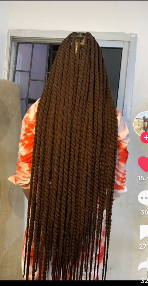 Jumbo Twist With Brazilian Wool, Brown Marley Twists Long, Wool Style Hair, Wool Hairstyles African Hair Braids, Knotless Braids With Brazilian Wool, Twisting With Brazilian Wool, Brazilian Wool Locs, Styles With Brazilian Wool, Jumbo Marley Twist Hairstyles