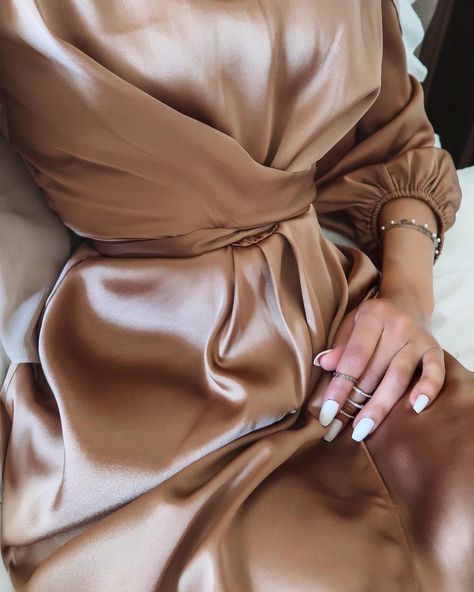 Veiled Collection - Online Modest Fashion & Hijab Store Veiled Dresses Soiree, Dinner Outfit Winter Casual, Modest Graduation Dress, Satin Dress Hijab, Veiled Collection, Brown Satin Dress, Hijabi Dresses, Outfit Ideas Modest, Graduation Attire