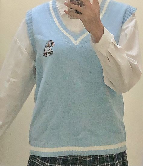 Sanrio Male Outfits, Cinnamon Roll Sanrio Clothes, Sanrio Outfits Boy, Pompompurin Merch, Cinnamoroll Clothes, Sanrio Core Outfits, Sanrio Aesthetic Outfits, Cinnamoroll Outfit, Angelcore Outfits