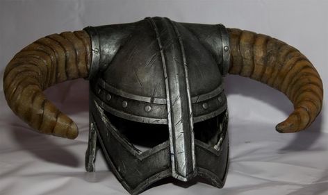 Skyrim Dragonborn, Skyrim Cosplay, Helmet Concept, 3d Printing Business, Cosplay Inspo, Viking Helmet, 3d Printing Service, 3d Printing Technology, Elder Scrolls