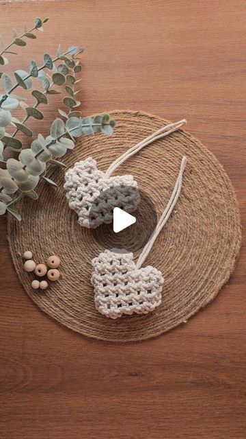 Macrame Heart, Valentine Garland, Instagram Tutorial, Strung Beads, Macrame Ideas, August 12, Macrame Patterns, Macrame Diy, Valentine Crafts