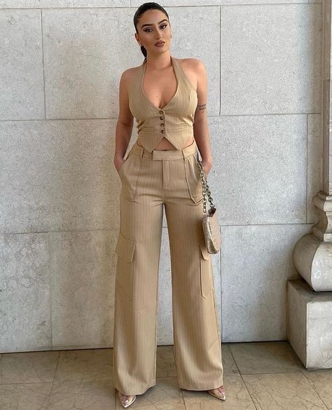 Beige Monochrome Outfit, Beige Fashion, Cargo Vest, Fasion Outfits, Beige Outfit, Monochrome Outfit, Cargo Pant, Casual Dinner Outfit, Pant Set