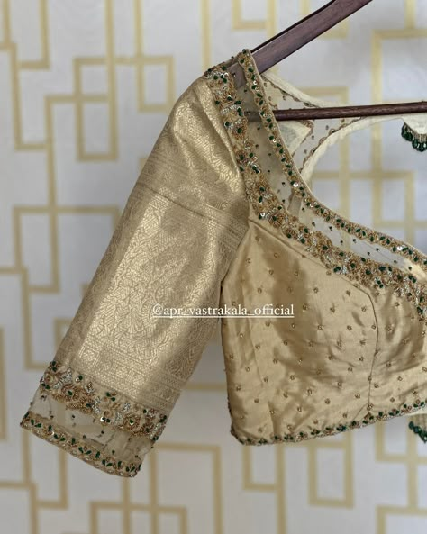 APR Vastrakala | The Gold Tissue with hand embroidered border, intricately woven with Zari and Zardosi,extends to a graceful pallu, creating a visual... | Instagram Velvet Blouse Pattern, Apr Vastrakala, Golden Blouse Design, Gold Blouse Designs, Brocade Blouse Designs, Blouse Neckline, Neckline Embroidery, Latest Bridal Blouse Designs, Pattu Saree Blouse Designs