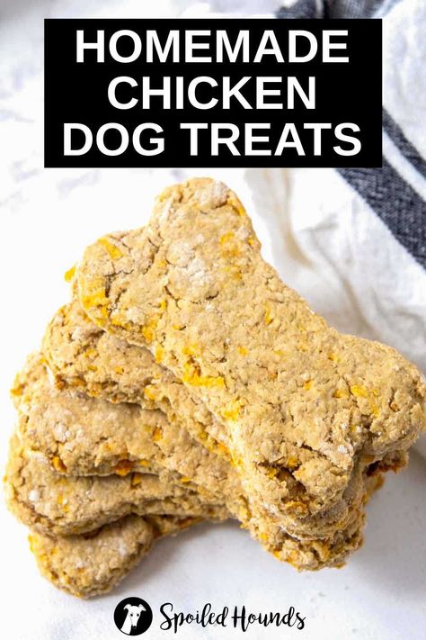 Dog Treats Without Flour, Long Lasting Dog Treats Homemade, Hypoallergenic Dog Treats, Chicken Dog Treats, Chicken Dog, Doggy Treats, Easy Dog Treat Recipes, Dog Biscuit, Dog Biscuits Homemade