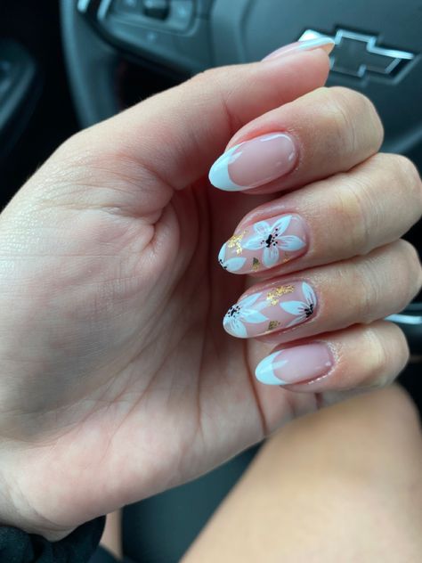 Rounded Acrylic Nails, Happy Nails, Gel Nails Diy, Work Nails, Glow Nails, Classy Nails, Pretty Acrylic Nails, Floral Nails, Chic Nails