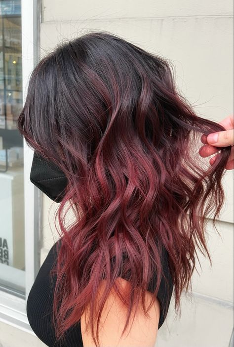 Bargandi Colour Hair, Viva Magenta Hair Color, Bargandi Hair Colors, Magenta Brown Hair, Hair Colour For Dark Skin, Magenta Balayage, Magenta Red Hair, Magenta Hair Colors, Black Cherry Hair