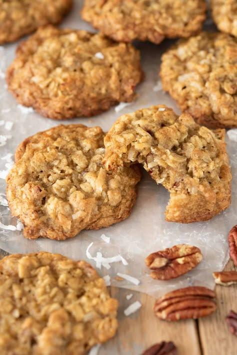 Coconut Pecan Cookies Recipes, Chewy Coconut Pecan Cookies, Coconut Pecan Cookies Chewy, Oatmeal Coconut Pecan Cookies, Pecan Coconut Cookies, Oatmeal Pecan Cookies, Coconut Pecan Cookies, Recipe Oatmeal, Coconut Cookie