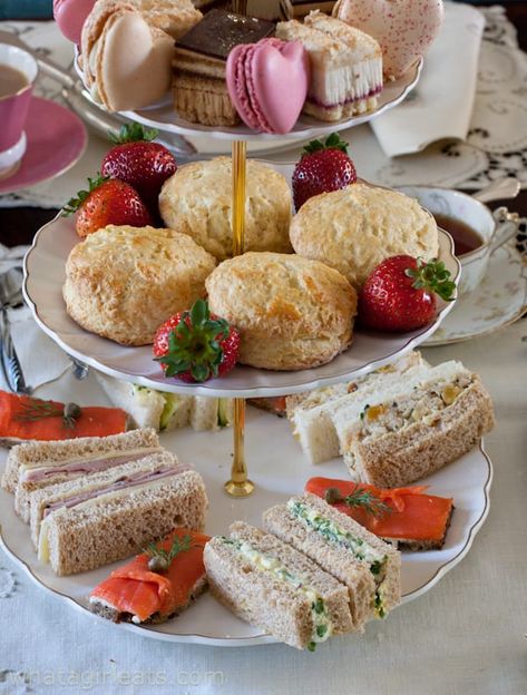 Afternoon Tea Engagement Party, English Themed Party, English Party, English Tea Time, Coronation Party, Tea Business, Draw Food, Pink Tea Party, Tea Breakfast