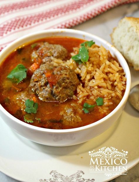 Albondigas Recipe Mexican, Columbian Food, Mexico In My Kitchen, Mexican Meatball Soup, Mexican Meatballs, Albondigas Soup, Meatball Soup Recipes, Authentic Mexican Recipes, Latin Recipes