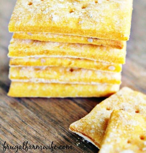 Sweet Potato Crackers Recipe, Potato Crackers, Gluten Free Cracker Recipe, Sweet Potato Crackers, Gluten Free Vegan Bread, Dairy Free Appetizers, Gluten Free Sweet Potato, Gluten Free Crackers, Wheat Thins