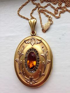 MemoryStation: Large Antique Edwardian Gold Filled Oval Locket with Repousse Design and Paste Stones, W&H Locket, Wedding Locket Necklace Old Locket Aesthetic, Prop Reference, Wedding Locket, Locket Vintage, Vintage Locket, Antique Locket, Oval Locket, Vintage Lockets, Gold Locket