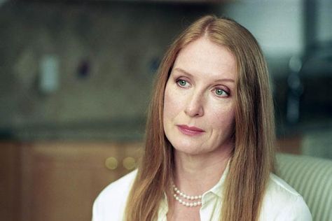 Frances Conroy Brad Falchuk, Eye Injury, 6 Feet Under, Frances Conroy, Alexandra Breckenridge, Dylan Mcdermott, Connie Britton, Nastassja Kinski, Kelsey Grammer