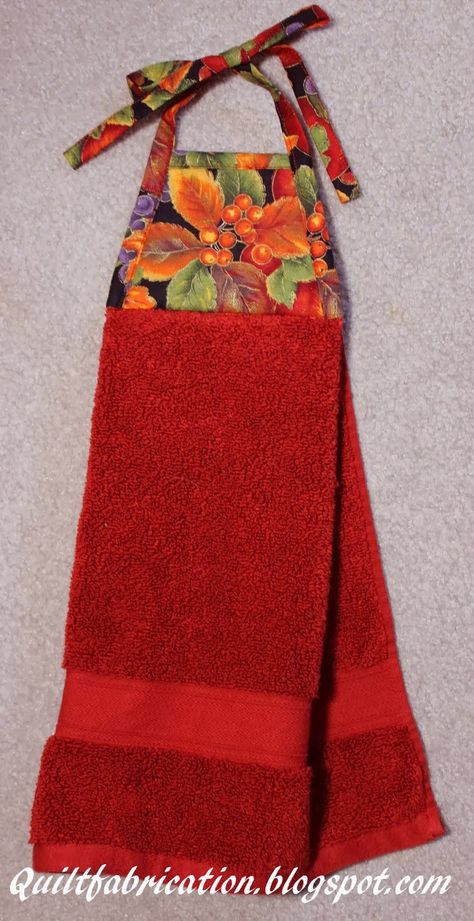 Hanging Kitchen Towels Diy Free Pattern, Hand Towel Crafts, Hand Towels Diy, Kitchen Towels Diy, Dish Towel Crafts, Kitchen Towels Crafts, Kitchen Towels Hanging, Applique Towels, Machine Stitches