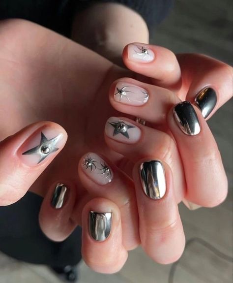 Nails Short Nail Inspo, Nails Grunge, Mens Nails, Hippie Nails, Short Gel Nails, Punk Nails, Grunge Nails, Minimal Nails, Casual Nails