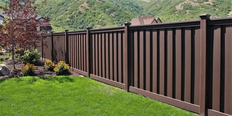 Trex Fencing, Brown Fence, Vinyl Fence Panels, Privacy Fence Panels, Privacy Fence Designs, Timber Fencing, Lattice Fence, Fence Styles, Front Yard Fence