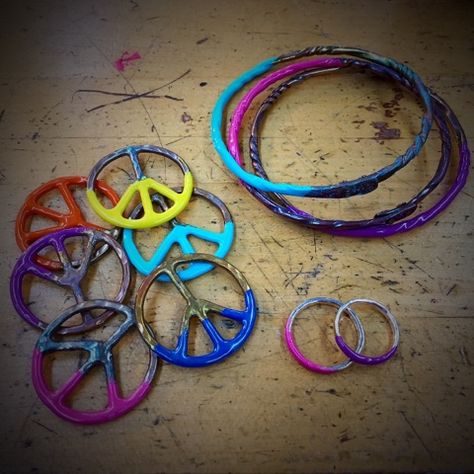 Powder Coating Fun Powder Coating Jewelry, Powder Coated Jewelry, Future Jewelry, Copper Glass, Recycle Trash, Yesterday And Today, Metal Work, Wire Work, Work Ideas