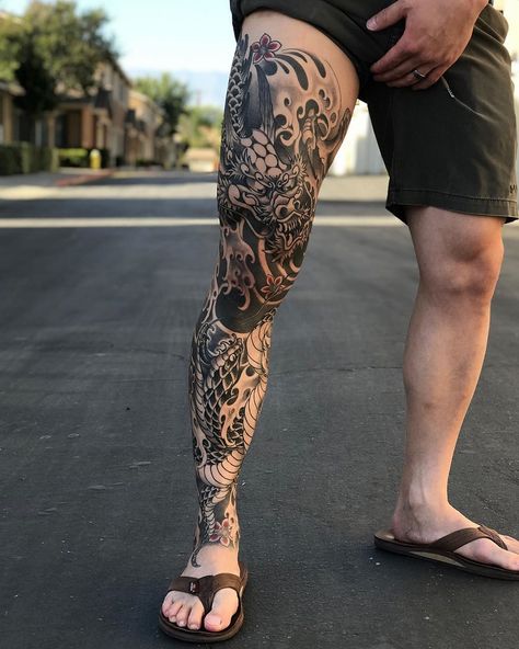 Japanese Leg Sleeve, Dragon Tattoo Leg, Hals Tattoo Mann, Japanese Leg Tattoo, Tattoo Pierna, Japanese Tattoos For Men, See Tattoo, Japanese Legs, Pola Tato