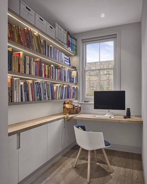 A small box room, turned home office. A palette of simple materials and clean lines help make the room feel more spacious. Oak shelving… Office Box Room, Box Room Office Ideas, Box Room Office, Office Conversion, Room Office Ideas, Archer Design, Narrow Laundry, Oak Shelving, Study Room Small