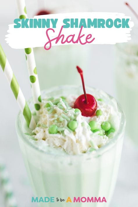 Skinny Shamrock Shake: a yummy shamrock shake that is lower in calorie but still filled with a delicious creamy mint flavor! Pineapple Pretzel Fluff, Salads Strawberry, Pretzel Fluff, Pretzel Jello, Jello Pretzel Salad, Made To Be A Momma, Strawberry Pretzel Salad, Shamrock Shake, Jello Salad