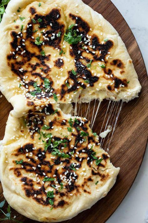 #WorldofFlatbreads Cheesy Garlic Naan, Garlic Naan Recipe, Bread Calories, Bread Soft, Garlic Naan, Naan Recipe, Flat Bread, Naan Bread, Easy Bread Recipes