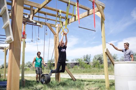 DIY Ranch-Style American Ninja Warrior Course Ninja Warrior Backyard, Ninja Warrior Gym, Backyard Obstacle Course, Backyard Gym, Ninja Warrior Course, Family Backyard, Best Trampoline, Backyard Trampoline, Diy Home Gym