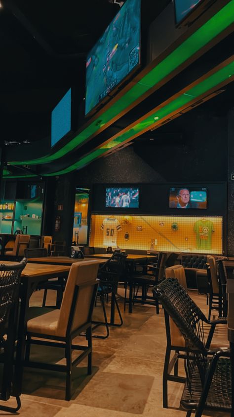 Sports Bar Aesthetic, American Sports Bar, Bar Aesthetic, Aesthetic Restaurant, Sport Bar, Retro Sports, Book Aesthetics, 2025 Vision, Sport Photography