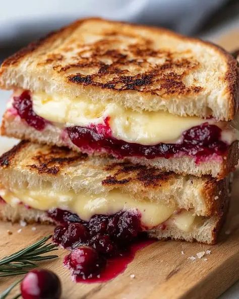 Cranberry Pesto Chicken Sandwich, Cranberry Brie Grilled Cheese, Cranberry Pesto, Brie Grilled Cheese, Lobster Cream Sauce, Easy Mongolian Beef, Mozzarella Sandwich, Pesto Sandwich, Cranberry Brie