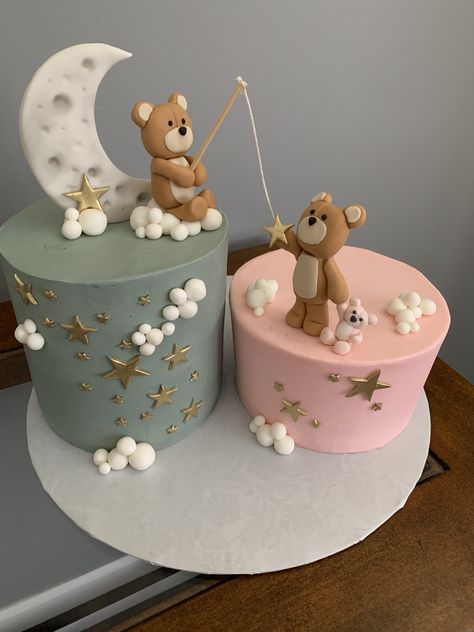 Twin First Birthday Cake, Twin Birthday Cakes Boy And Girl, Twin Cake Ideas, First Birthday Cake For Twins Boy And Girl, Twins Bday Cake, Twins Cake Design, Twins Birthday Cake Ideas, Cake Designs For Twins Boy And Girl, Twin Baby Birthday