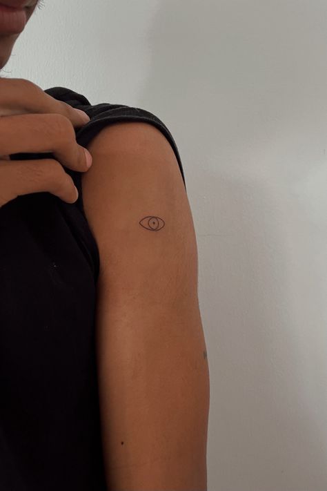 Stick And Pole Tattoo Ideas, Eye Stick And Poke, Tattoo For Friends, Handpoke Tattoo, Stick And Poke, Friend Tattoos, Small Tattoo, Piercing Tattoo, Third Eye