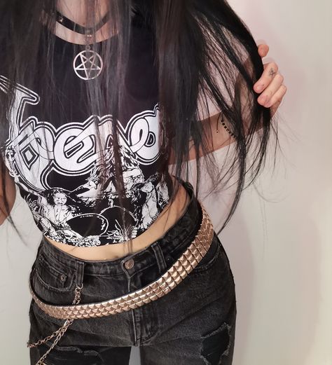 Metalhead Outfits 80s, Female Metalhead Outfit, Casual Metalhead Outfit, Metalhead Aesthetic Outfit, Female Metalhead, Metal Outfits Women, Metalhead Outfits, Metal Concert Outfit, 80s Rockstar