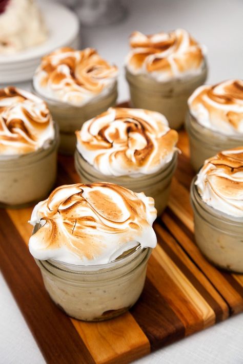 Roasted Banana Pudding Puding Pisang, Roasted Banana, Dessert In A Jar, Jell O, Eat Dessert First, Banana Pudding, Eat Dessert, Decadent Desserts, Pavlova