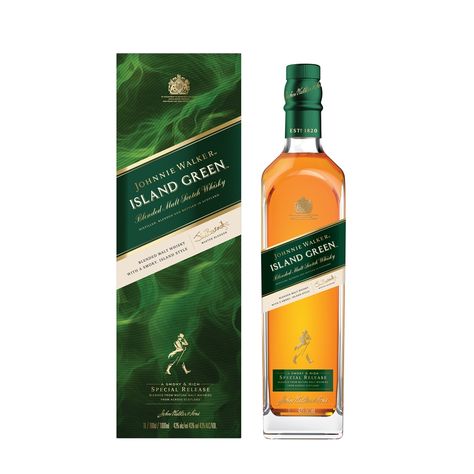 Johnnie Walker Island Green Johnnie Walker Whisky, Johnny Walker, Whisky Drinks, Vodka Drinks, Cigars And Whiskey, Scotch Whiskey, Johnnie Walker, Malt Whisky, Liquor Bottles