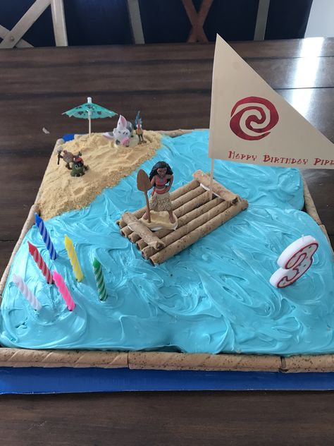 DIY Moana Birthday Cake Moana Cookie Cake, Moana Birthday Cake Diy, Diy Moana Cake, Birthday Cakes Diy, Moana Birthday Cake Ideas, Diy Birthday Cakes, Rapunzel Birthday Cake, Moana Birthday Cake, Construction Birthday Cake