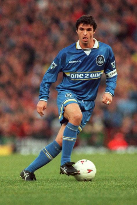 Gary Speed R.I.P. Gary Speed, Everton Football Club, To All My Friends, 90s Stuff, J League, Hot Blue, Everton Fc, Football History, Sport 2