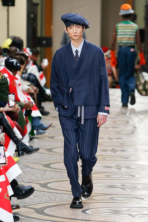 Kenzo returns to Galerie Vivienne for Nigo’s A/W 2022 show debut Japanese Uniform, Chunky Chelsea Boots, Men's Uniforms, Pinstripe Suit, Winter 2022, College Fashion, Wool Jacket, Passion For Fashion, Paris Fashion