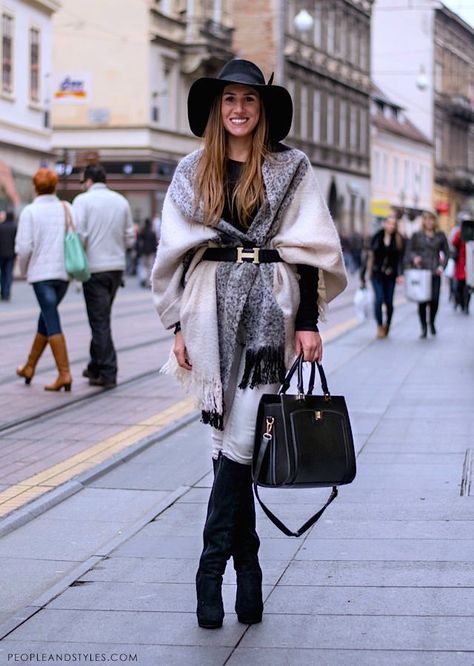 Poncho Outfit, Scarf Trends, Scarf Outfit, Fashion Goals, Looks Street Style, How To Wear Scarves, Fashion Weeks, Mode Inspo, Zagreb