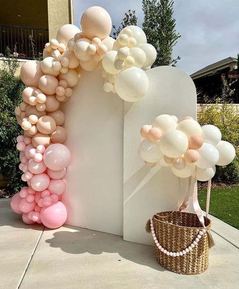 Onederful Birthday Balloon Arch, One Year Birthday, Baby Shower Theme Decorations, Baby Shower Theme, Balloon Arch, Balloon Garland, Milestones, Birthday Balloons, Belize