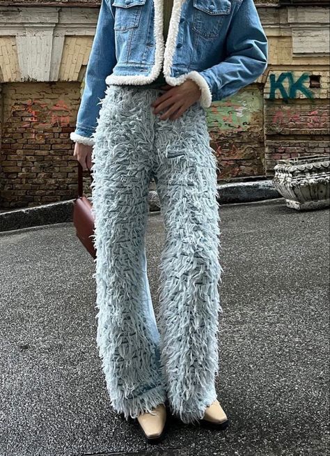 Fur Pants, Baggy Ripped Jeans, Ksenia Schnaider, Sequin Jeans, Denim Pants Fashion, Diy Fashion Clothing, Trend Forecasting, Baggy Jeans, Diy Fashion