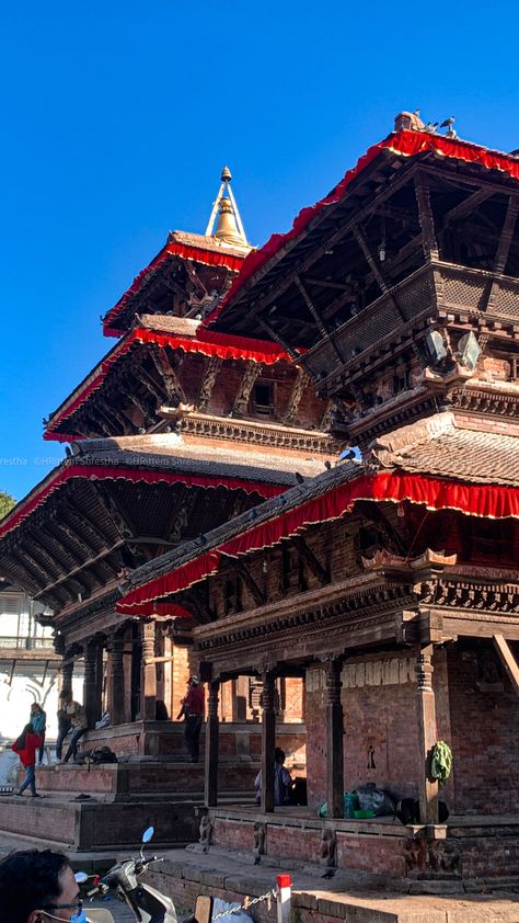 Nepal Wallpaper, Nepali Aesthetic, Nepal Aesthetic, Nepal Temple, Nepali Art, Pagoda Temple, Picture Tips, Nepal Culture, Durbar Square