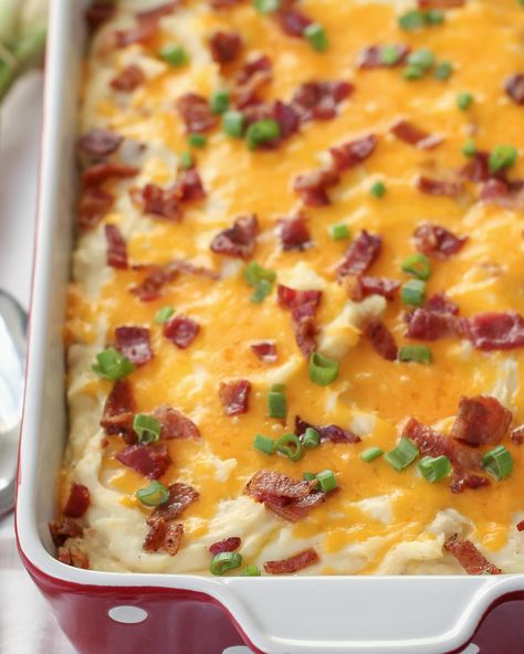 This AMAZING side dish takes mashed potatoes to a new level! Cheesy Mashed Potato Casserole is filled with potatoes, cream cheese, sour cream, butter, cheese, bacon and more. No other casserole is as creamy, cheesy, and delicious as this cheese potato casserole! Cheesy Mashed Potato Casserole, Mashed Potato Casserole Recipes, Loaded Potato Casserole, Loaded Mashed Potato Casserole, Soft Foods Diet, Classic Mashed Potatoes, Mashed Potato Casserole, Twice Baked Potatoes Casserole, Loaded Mashed Potatoes