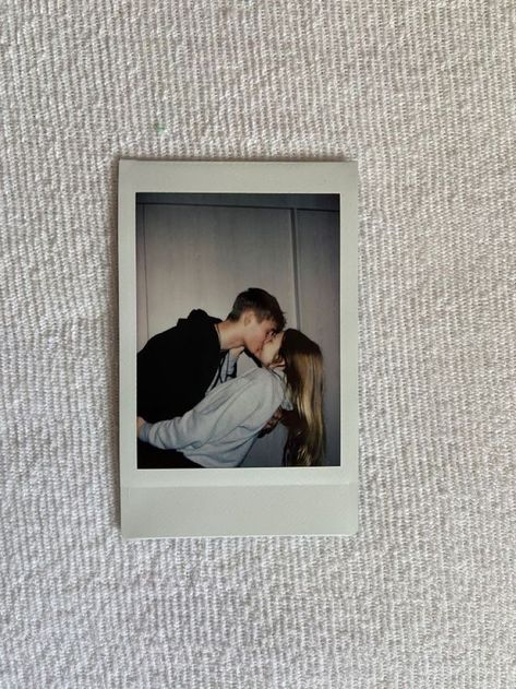 Cute Couple Polaroid Pictures, Couple Polaroid Pictures, Polaroid Photography, Instax Photos, Cute Relationship Photos, Polaroid Pictures, Goals Pictures, Polaroid Photos, Relationship Goals Pictures