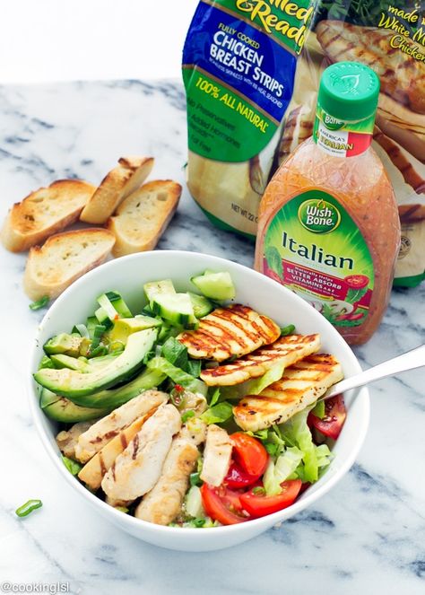 halloumi-and-chicken-salad Chicken And Halloumi, Salad With Grilled Chicken, Halloumi Cheese, Halloumi Salad, Tupperware Recipes, Satisfying Salads, Packed Lunches, Kitchen Bench, Grilled Chicken Salad