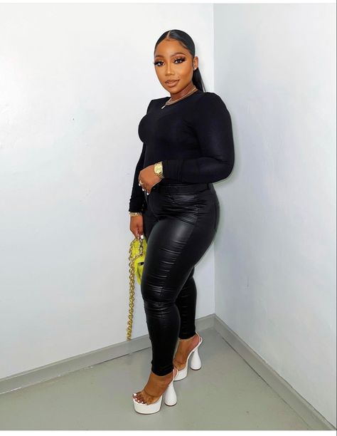 How To Style Leather Pants Plus Size, Faux Leather Pants For Club In Fall, Trendy Faux Leather Pants For Date Night, Leather Pants Outfit Black Women Plus Size, Black Pleather Leggings Plus, Chic Outfits Classy, Plus Size Baddie Outfits, High Fashion Outfits, Night Out Outfit